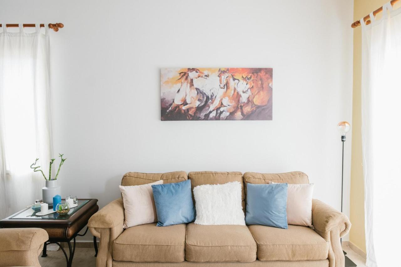 Aphrodite Gardens No.9 Luxury Apt Paphos Exterior photo